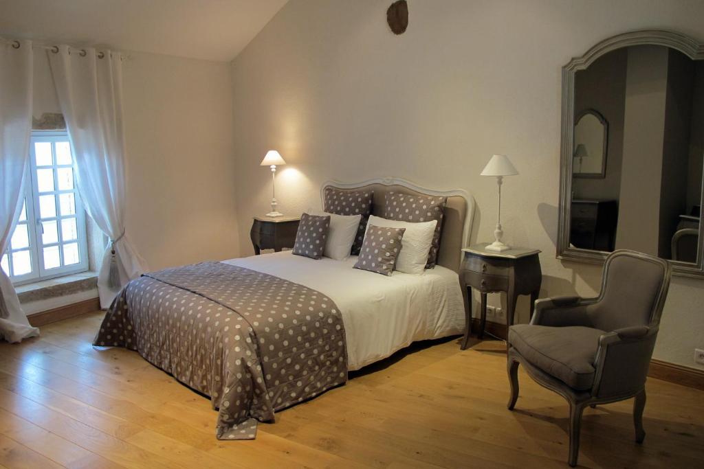 Bed and Breakfast Chateau De La Flechere Blacé Zimmer foto